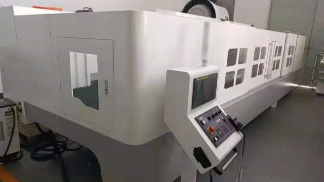 用數控鋁型材加工中心加工螺紋的三種方法